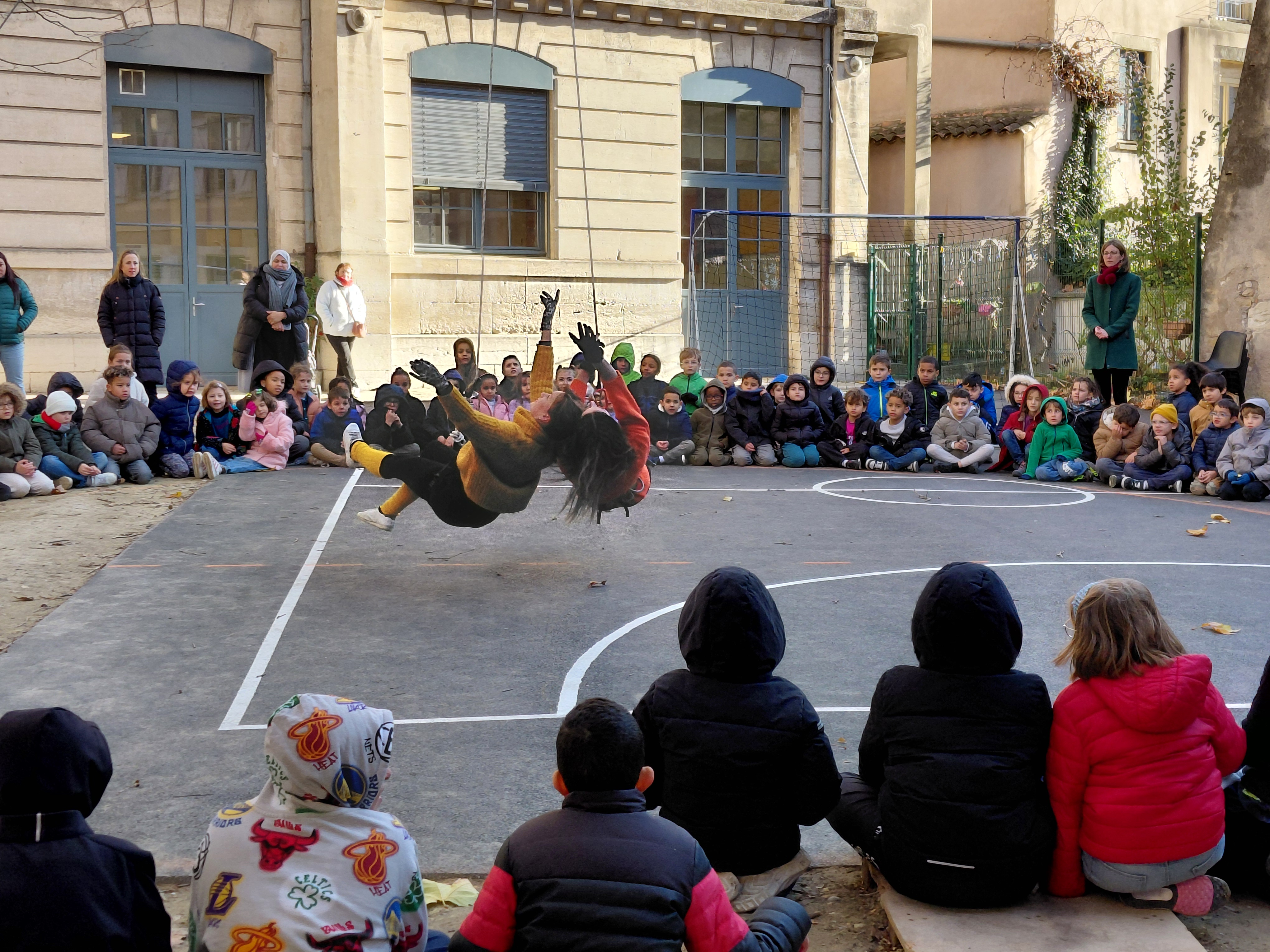 LES ÉLÈVES DE CÉSAR VINAS ONT CONÇU LEUR NOUVELLE COUR