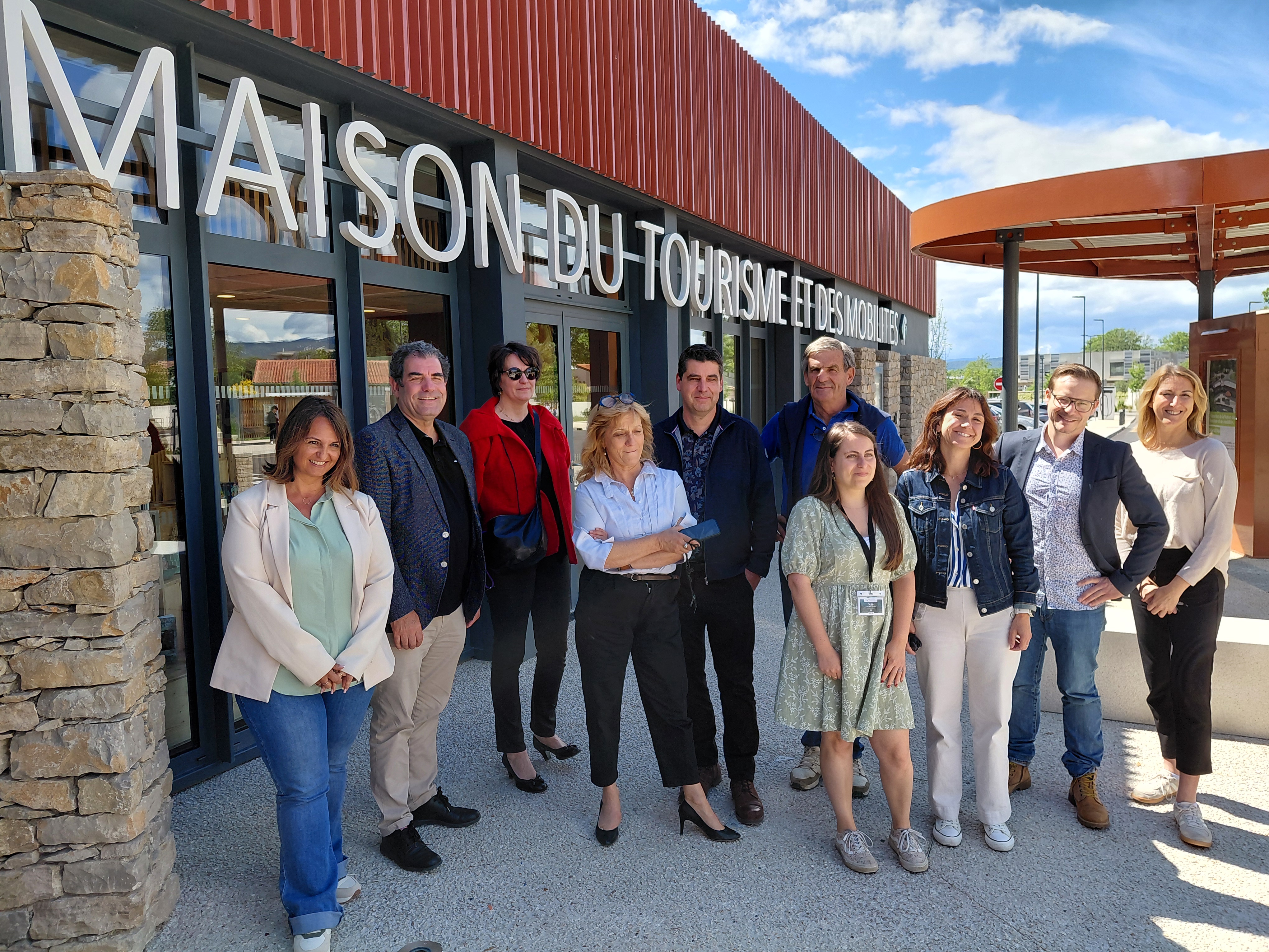 LA MAISON DU TOURISME ET DES MOBILITÉS DE GIGNAC EST OUVERTE LA MAISON DU TOURISME ET DES MOBILITÉS DE GIGNAC EST OUVERTE