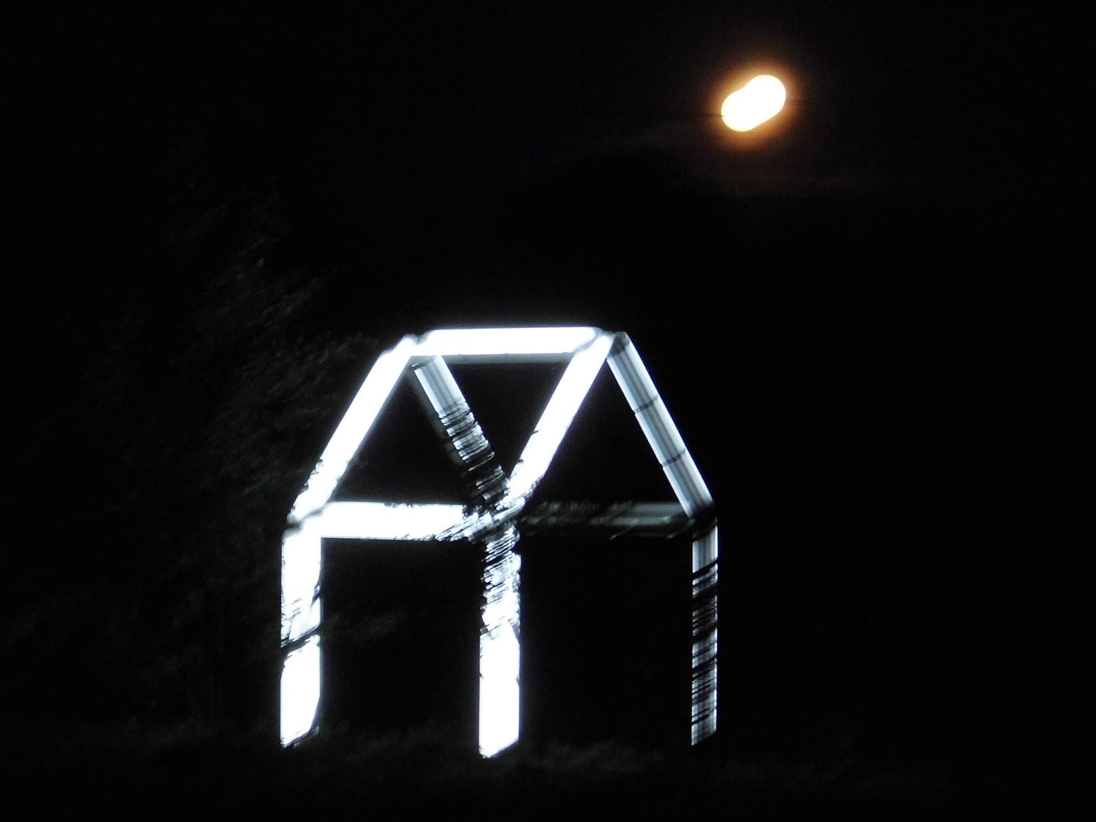 LE THEATRE DANS LA FORET PRESENTE LA MAISON D'ALIYE UMMANEL 