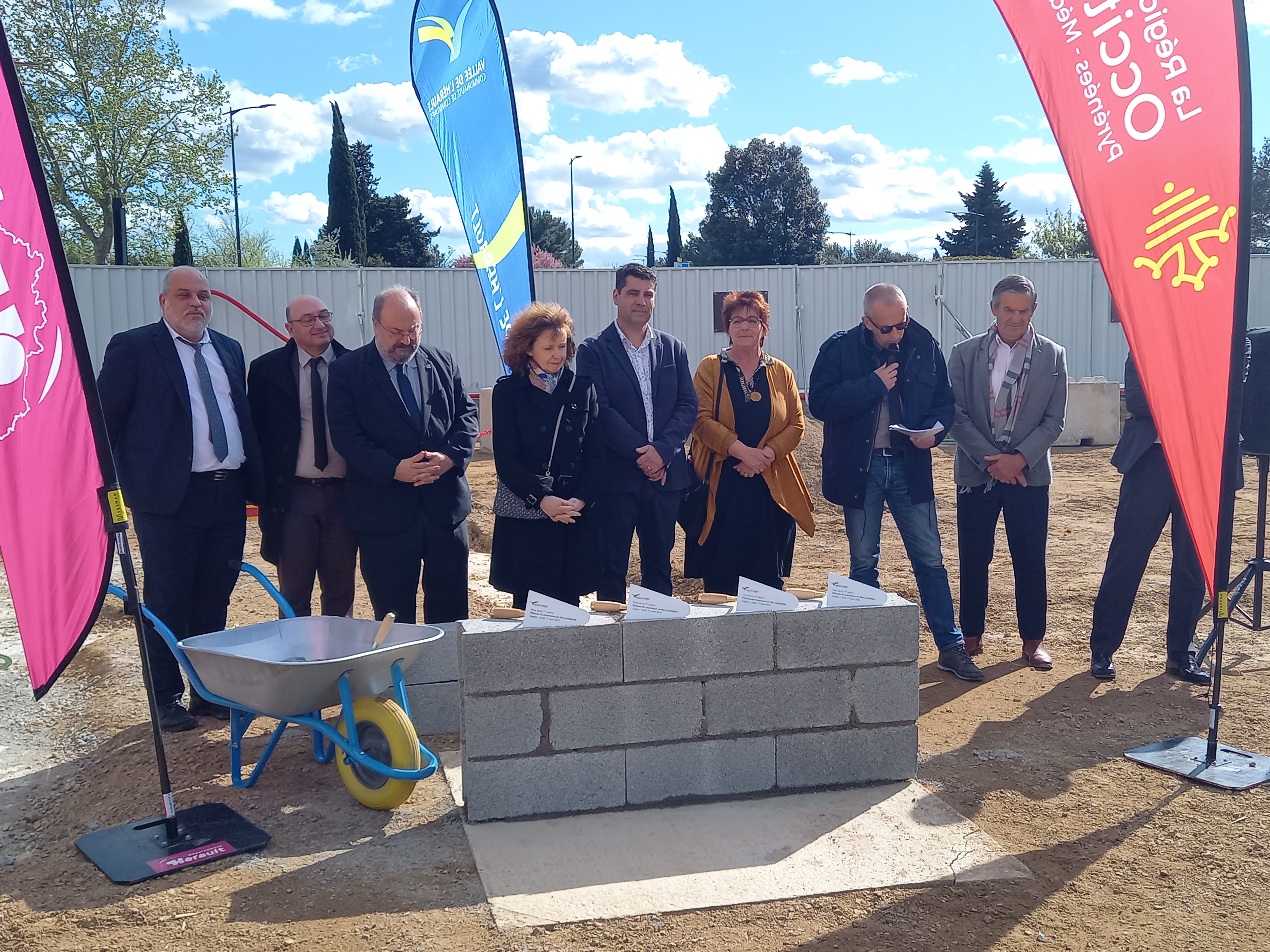 PREMIERE PIERRE MAISON DU TOURISME ET DES MOBILITES A GIGNAC