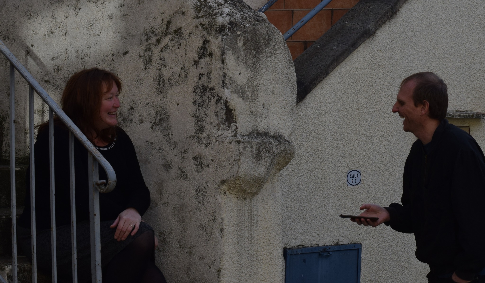 ENTRE LES GOUTTES DE LA CIE LA HURLANTE ENTRE LES GOUTTES DE LA CIE LA HURLANTE